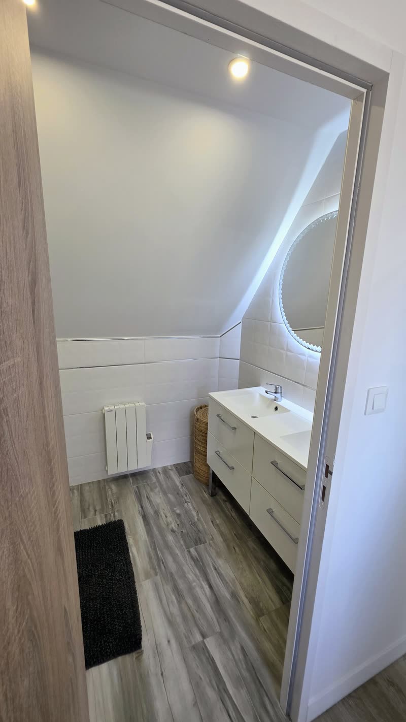 La salle de bain, côté vasque